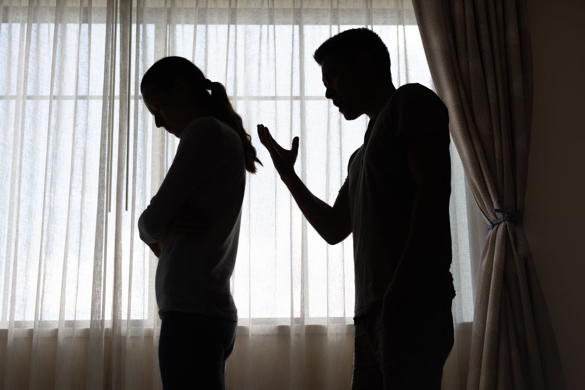 A cada 24h, 12 mulheres foram vítimas de violência em 2025, diz estudo