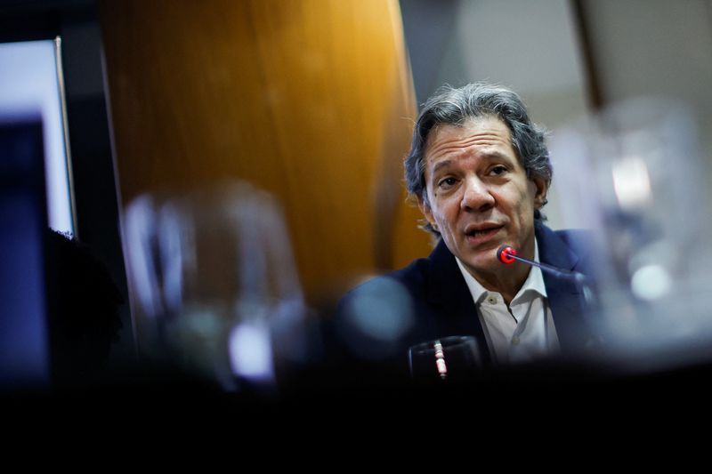Haddad descarta impactos fiscais com medida que zera Pis e Cofins do diesel