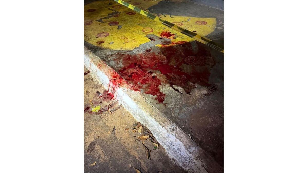Jovem é morto a facadas após discussão em conveniência na Capital 