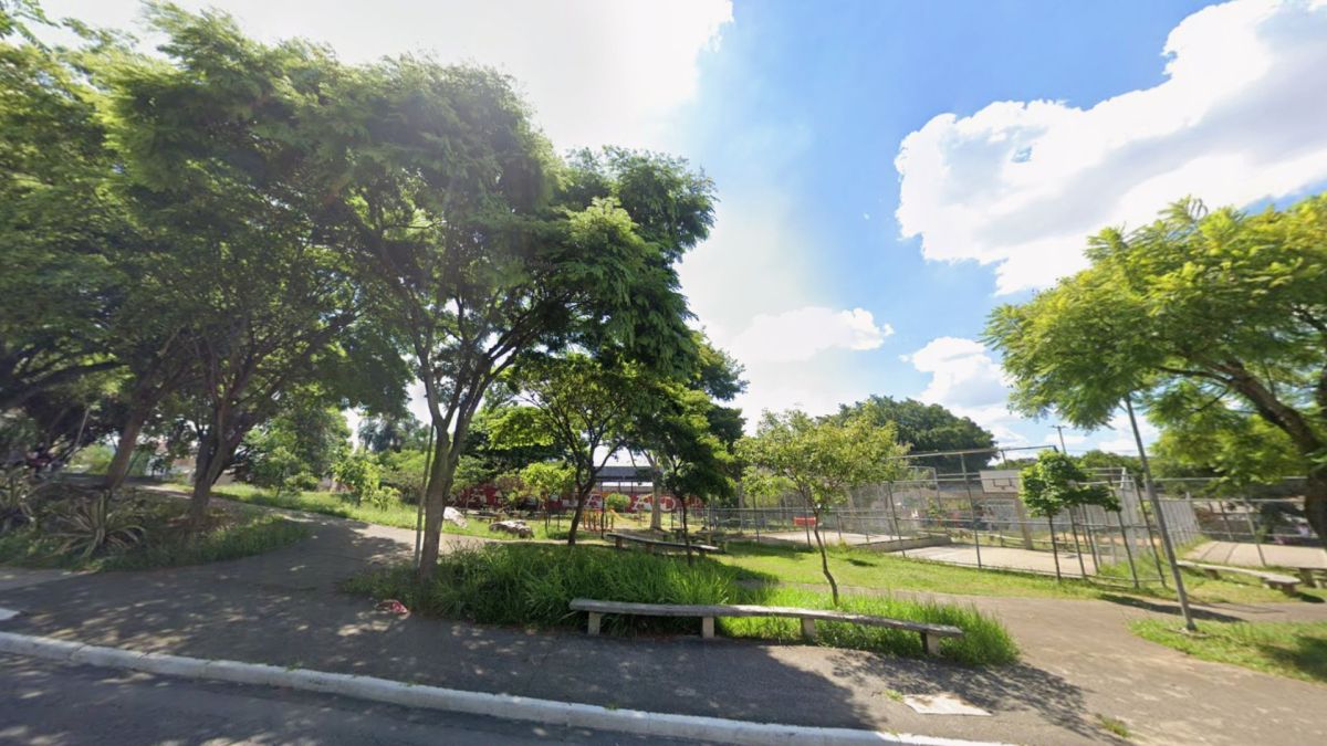 Jovens são agredidos por casal em praça na Zona Oeste de São Paulo