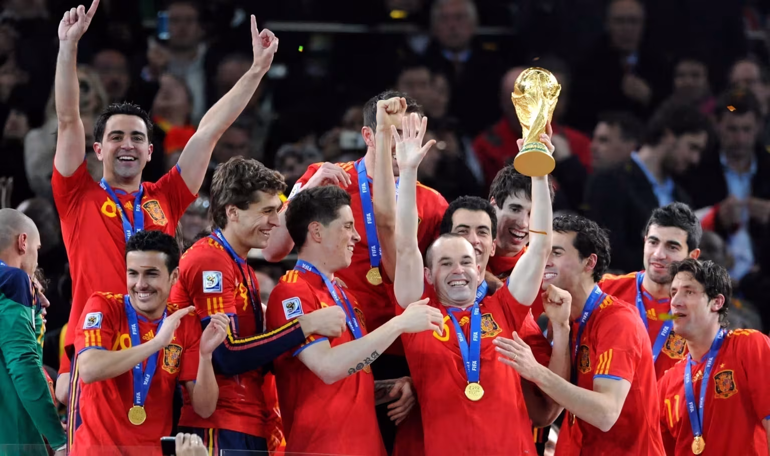 Vuvuzelas e “Waka Waka”: site elege Copa de 2010 como a melhor da história