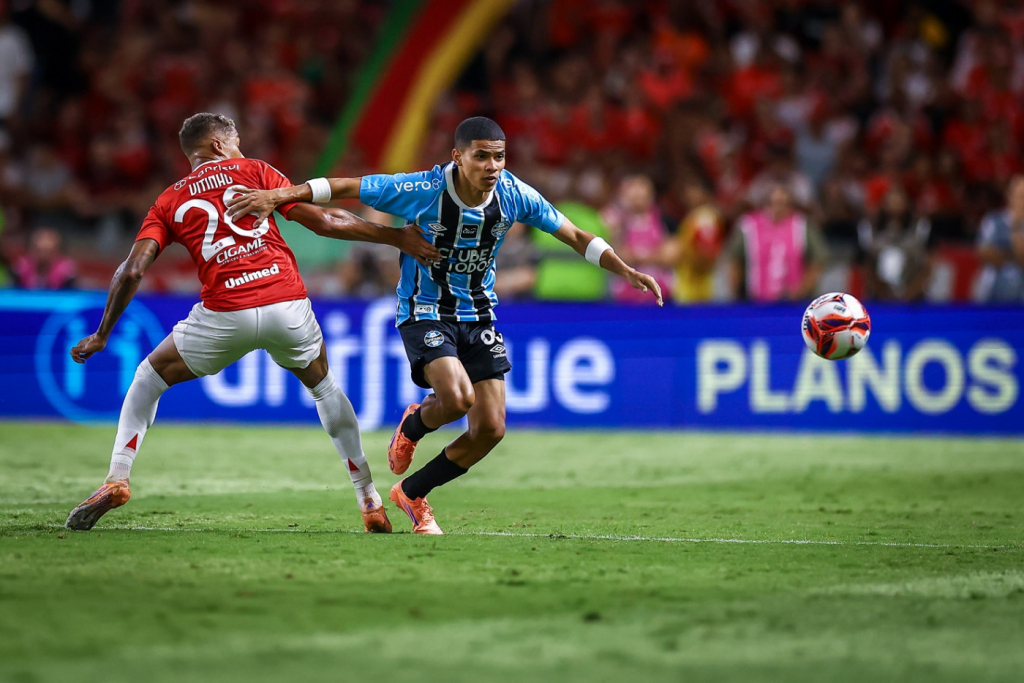 Grêmio x Coritiba: onde assistir ao vivo, horário e transmissão