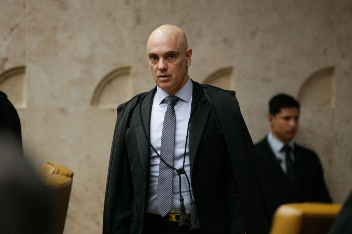 Moraes manda PF devolver equipamentos de jornalista investigado
