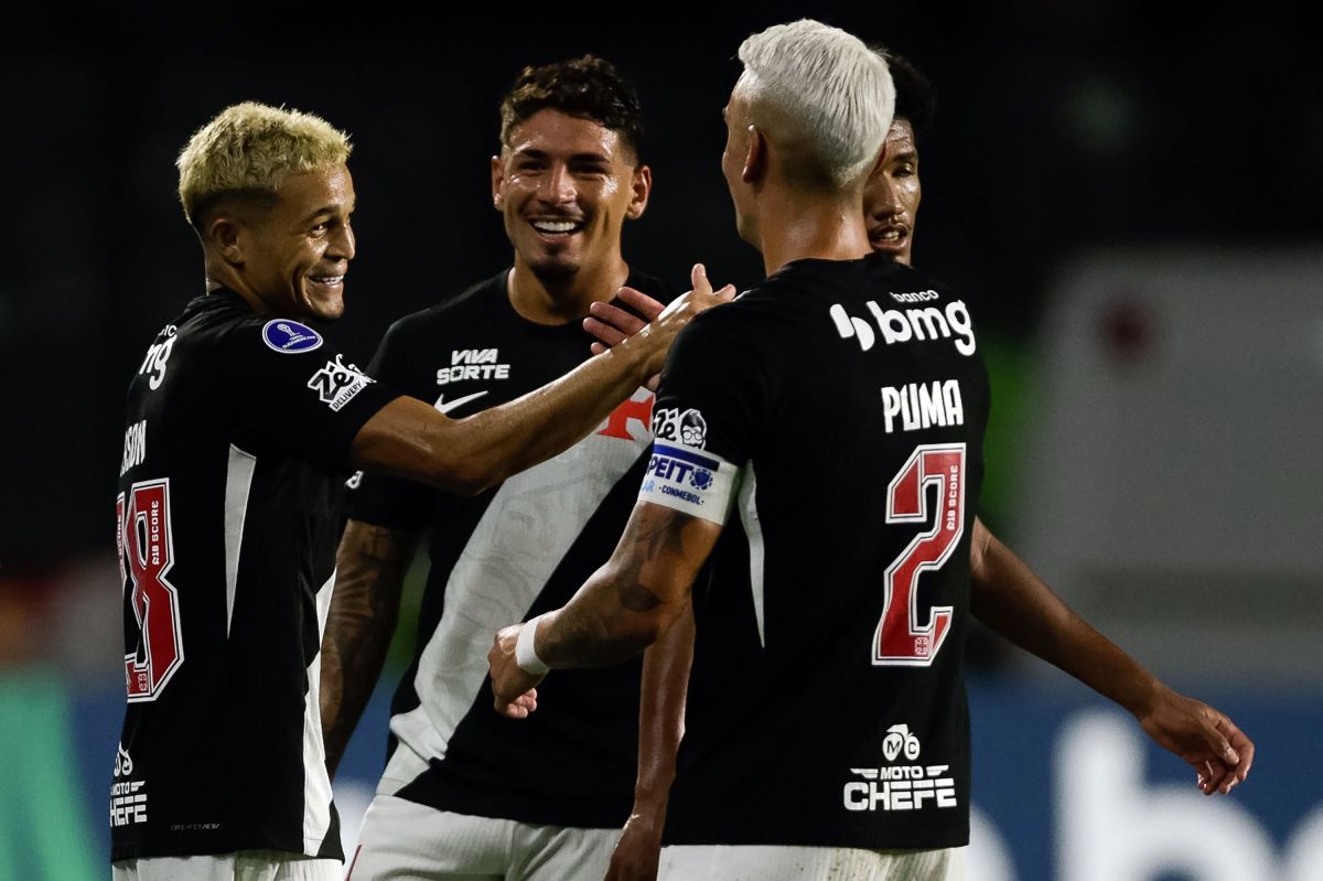 Vasco vence e vai à liderança do Grupo G da Copa Sul-Americana