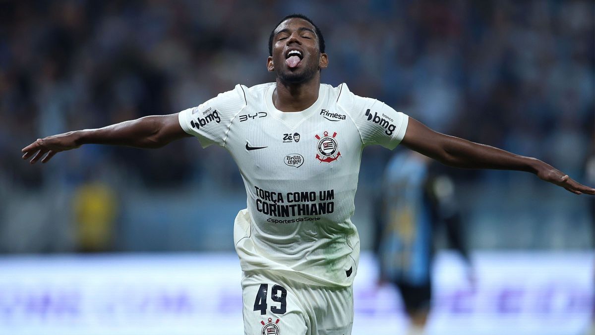 Corinthians vira sobre o Grêmio e sobe na tabela do Brasileirão