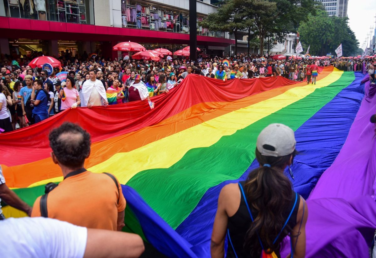 Parada LGBT+ de SP terá Gloria Groove, Pabllo Vittar e Urias; veja atrações