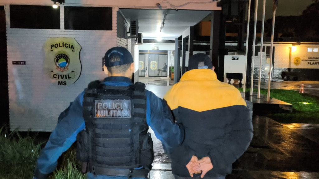 Vendedor de leite é preso suspeito de estuprar adolescentes em troca de dinheiro e lanches 