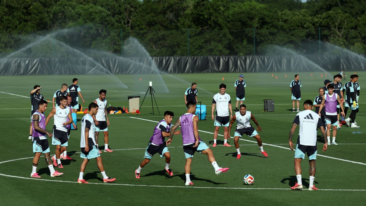 Argentina assume topo do ranking mundial de seleções da Fifa; veja lista
