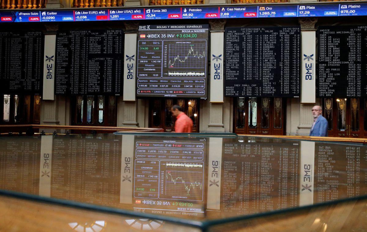 Bolsas da Europa fecham em queda com recuo de ações do setor de defesa
