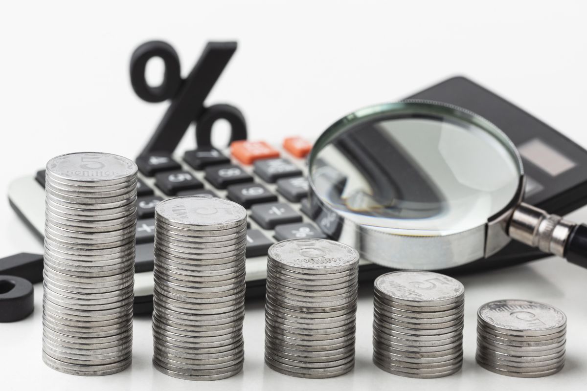 Taxas de juros em contas digitais: comparação entre plataformas financeiras
