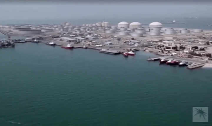 Carregamentos são retomados no maior porto petrolífero do Oriente Médio