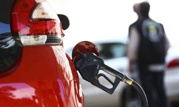 Comissão de Finanças debate oscilações nos preços da gasolina e do diesel
