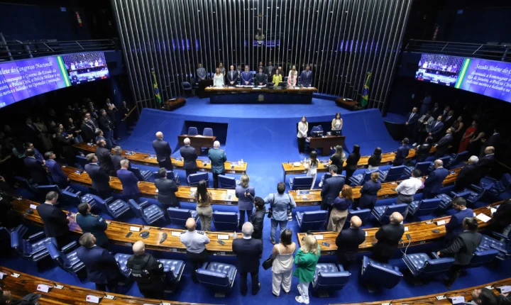 Congresso decide se mantém veto de Lula a PL da Dosimetria nesta quinta-feira