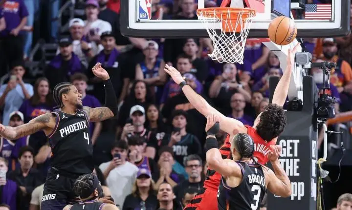 Deni Avdija decide, Blazers viram contra Suns e voltam aos playoffs da NBA