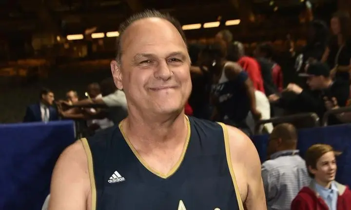 “Despedida foi discreta”, diz família de Oscar Schmidt em publicação