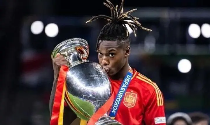 Espanha deve perder atacante e acende alerta com lesão de Nico Williams