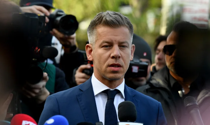 Ex-aliado de Orbán, Peter Magyar desponta como favorito e promete mudar a Hungria