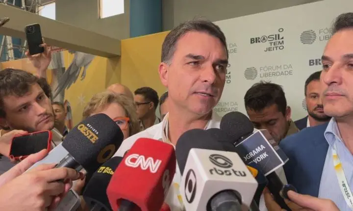 Flávio defende redução da carga tributária do país e reforma no Judiciário