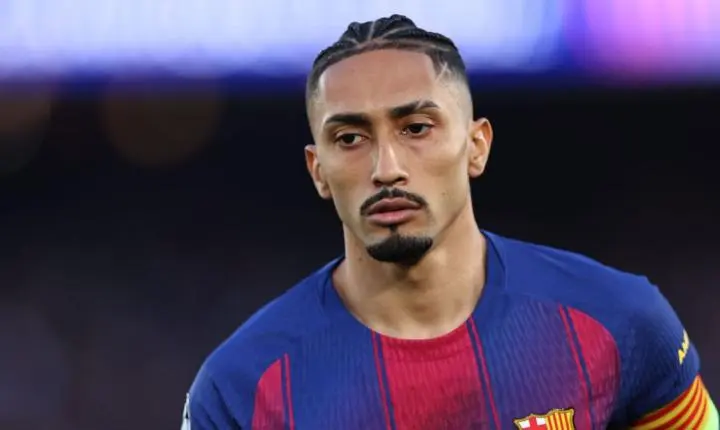 “Foi um roubo”: Raphinha se revolta após eliminação do Barcelona