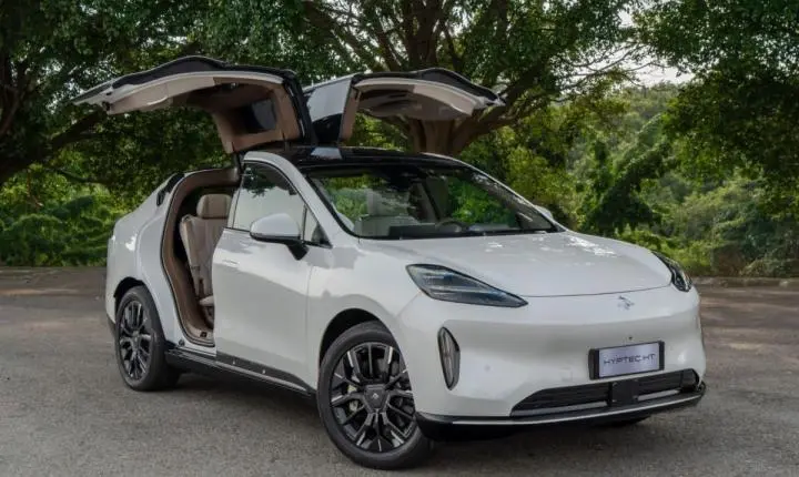 GAC Hyptec HT 2027 tem nova bateria e roda 431 km com carga completa