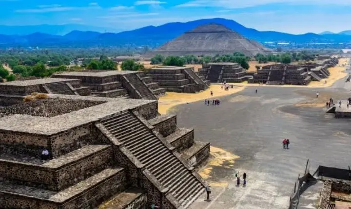 Homem mata turista canadense em ataque a tiros no México