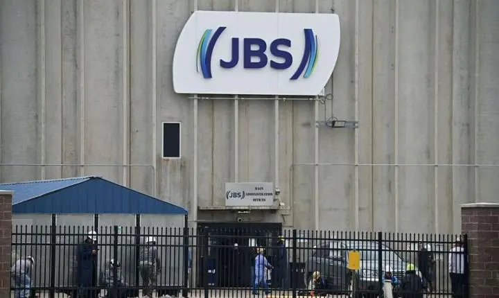 JBS suspenderá produção de cortes para a China em parte das plantas