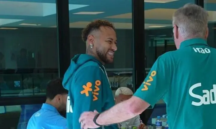 Neymar pode ser cortado? Veja o que sabemos sobre a lesão do atacante