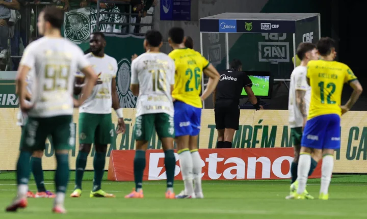 Palmeiras defende arbitragem contra Chapecoense: “Falsas narrativas”