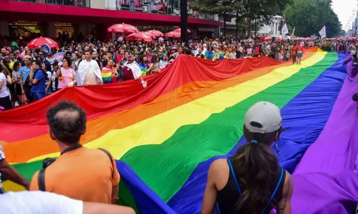 Parada LGBT+ de SP terá Gloria Groove, Pabllo Vittar e Urias; veja atrações