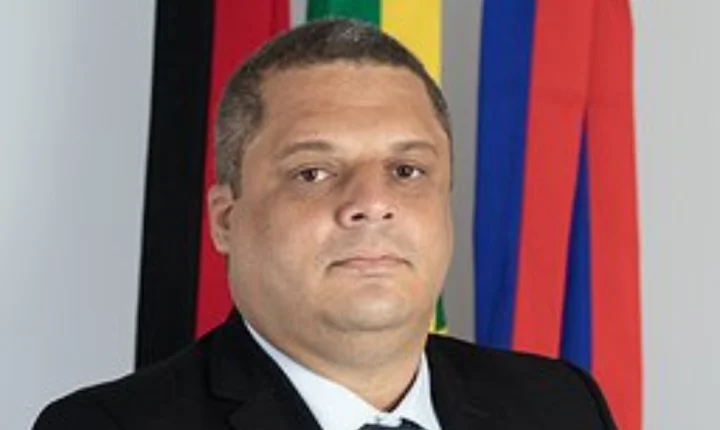 Prefeito eleito no domingo é afastado por suposta ligação com o CV