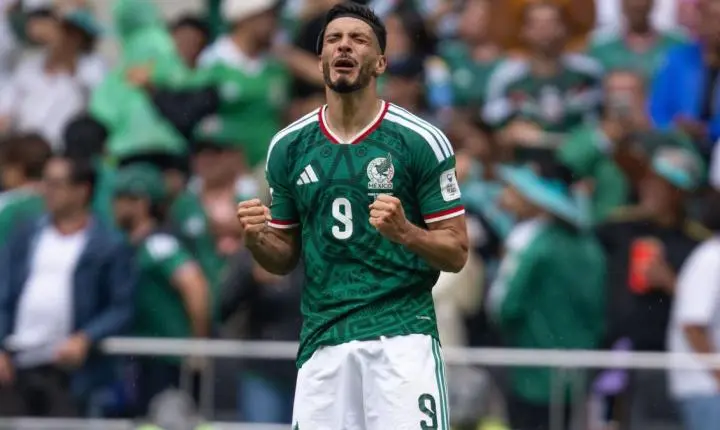 Raúl Jiménez brilha em primeira Copa do Mundo após perder o pai