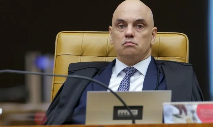 Retomada da Magnitsky contra Moraes só aguarda aval de Trump, dizem aliados de Flávio