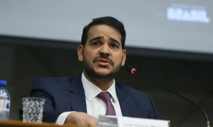 Sabatina de Jorge Messias para o STF retorna ao dia 29 de abril