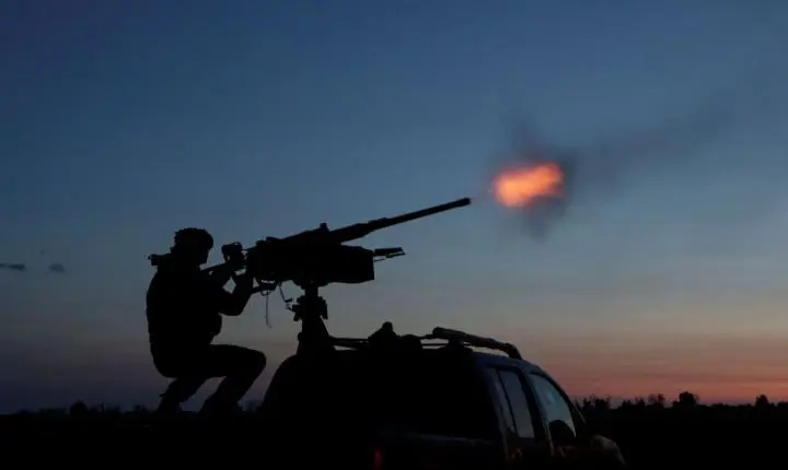 Tropas russas capturam aldeia no nordeste da Ucrânia, diz agência