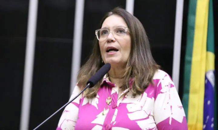 Vídeo de Michelle caiu como uma bomba, mas ficará para trás, diz Bia Kicis