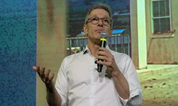 Zema diz que vai obrigar ‘marmanjões’ do Bolsa Família a trabalhar